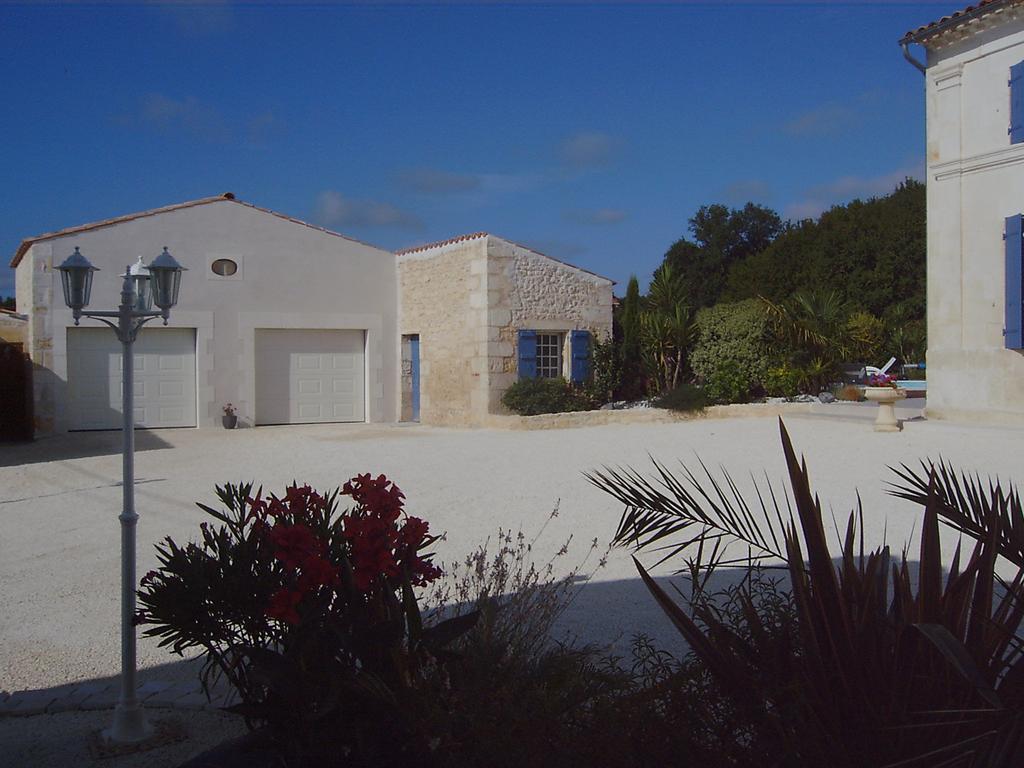 L'Oasis Bed & Breakfast Port-dʼEnvaux Exterior foto