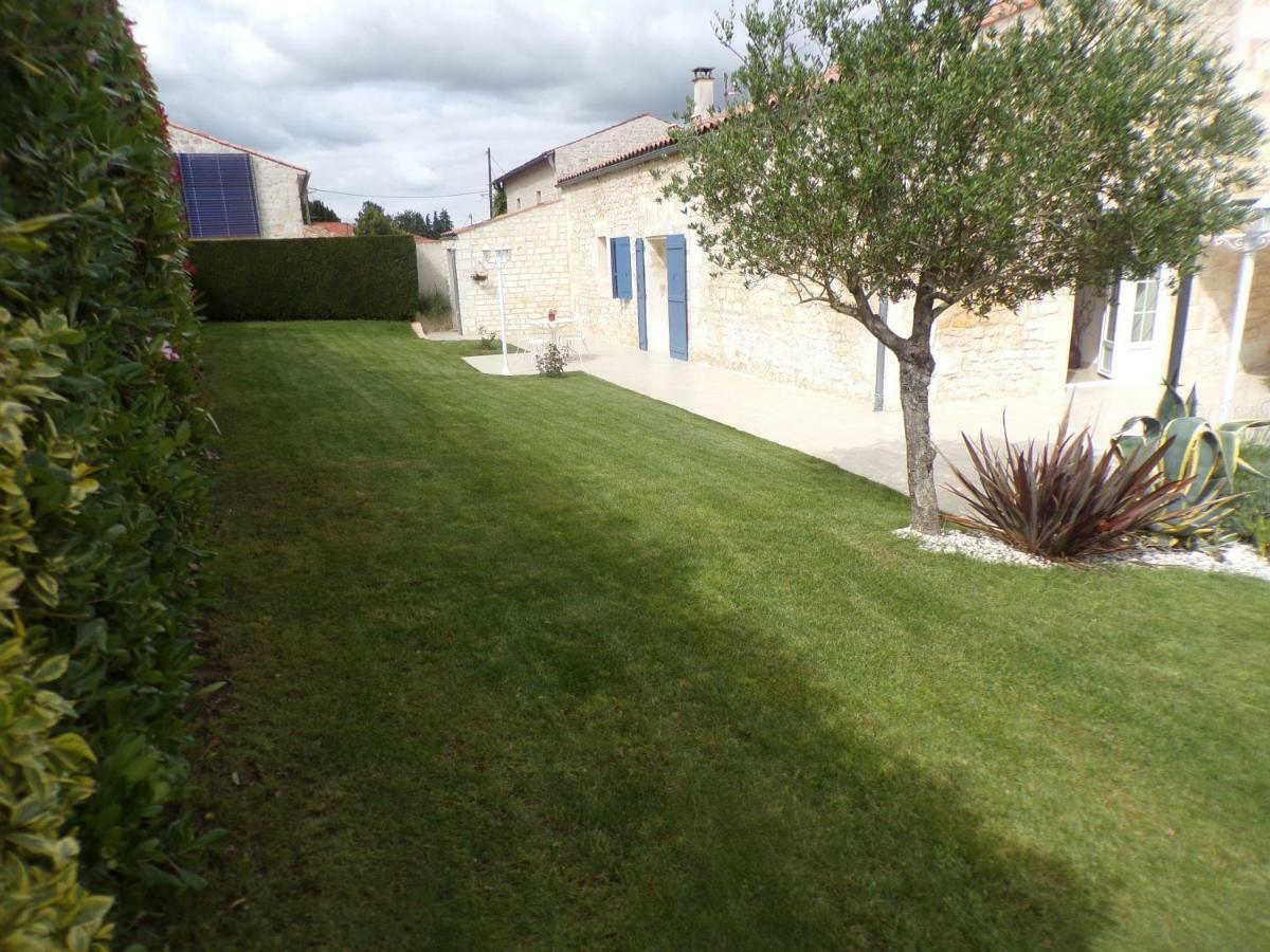 L'Oasis Bed & Breakfast Port-dʼEnvaux Exterior foto
